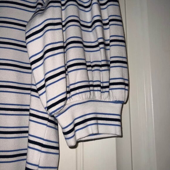 NWT Express off white blue stripe puff 3/4 sleeve henley shirt top woman's M - Picture 3 of 7